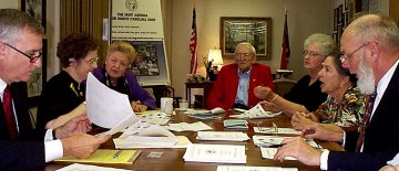 photo7low.jpg (10232 bytes)